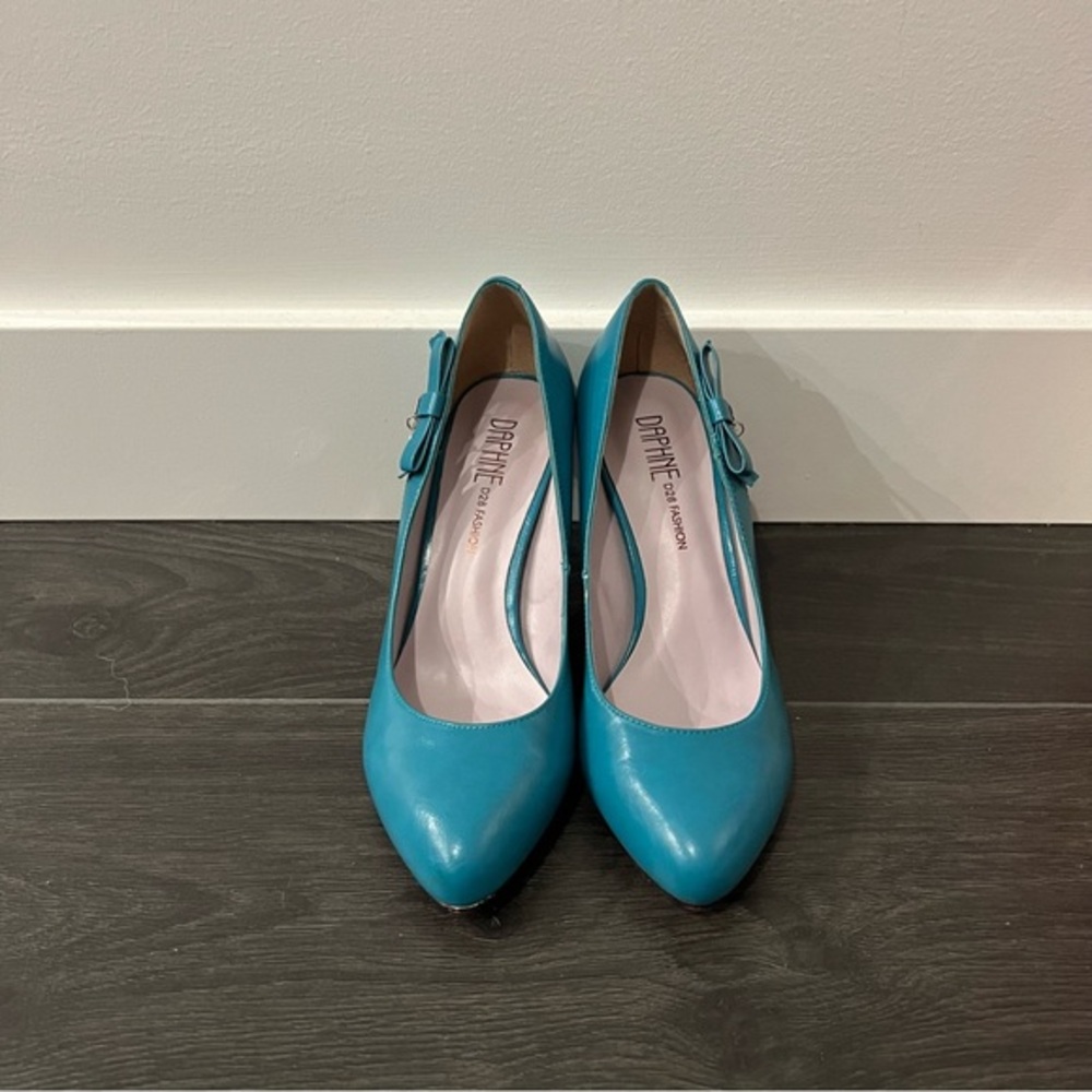 Daphne - Teal Heels
